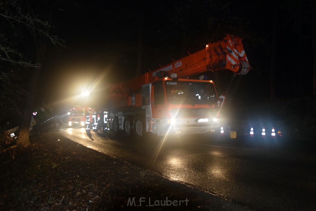 Container LKW umgestuerzt Koeln Brueck Bruecker- Dellbruecker Mauspfad P392.JPG - Miklos Laubert